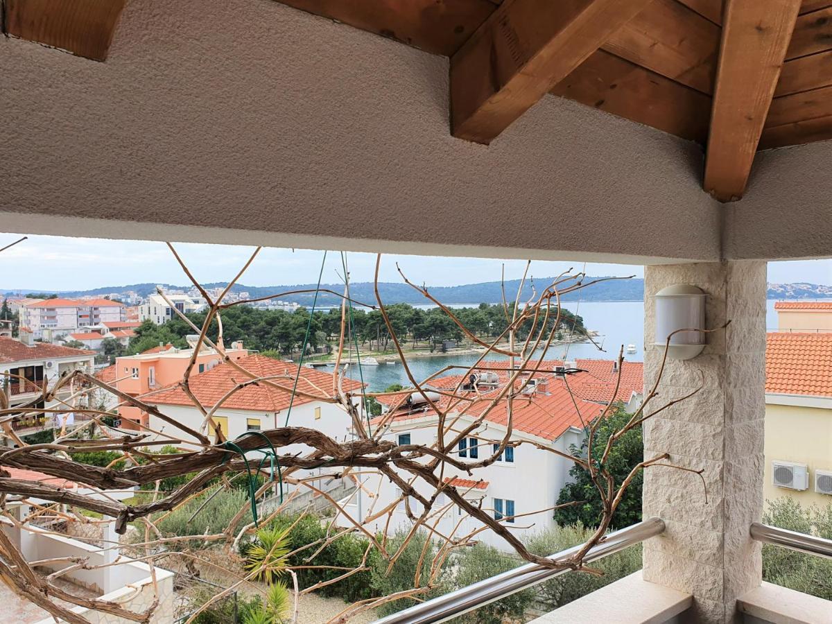 Villa Mira Trogir Exterior photo
