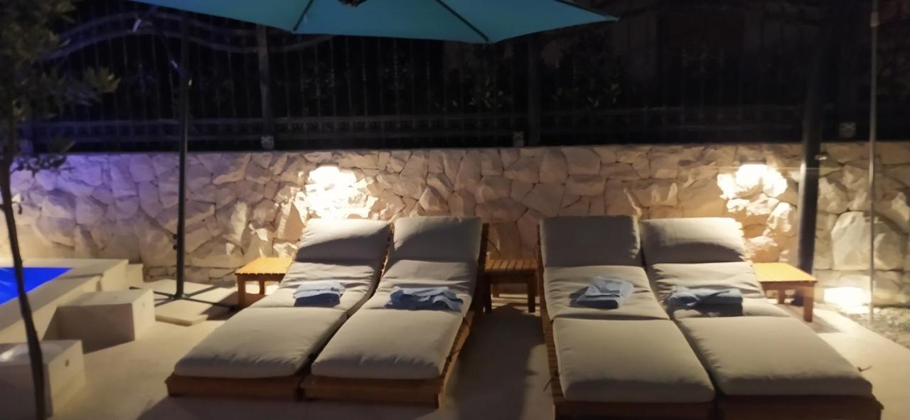 Villa Mira Trogir Exterior photo